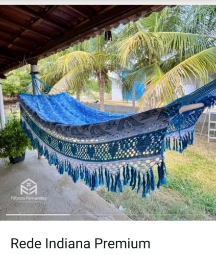 Cama Mesa e Banho
