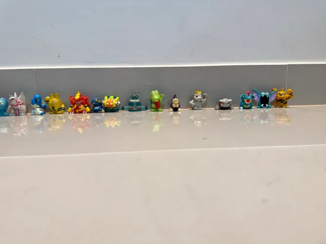 Pokémon bonecos