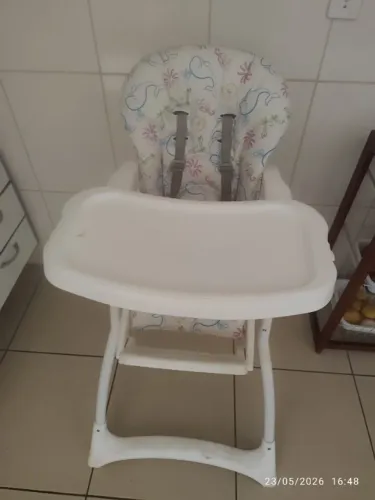 Cadeira alimentação