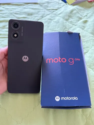 Moto G04s