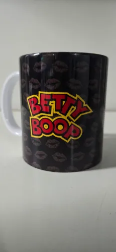 Caneca Premium Betty Boop