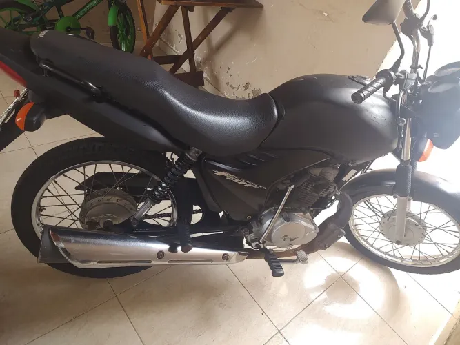 Honda CG Fan 125 2009 - Conservada