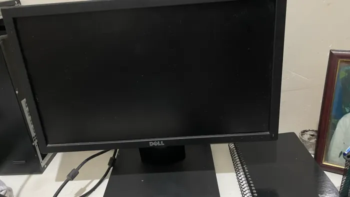 Monitor Dell (preço negociável)
