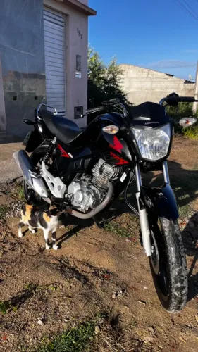 Moto em perfeito estado, 100% original