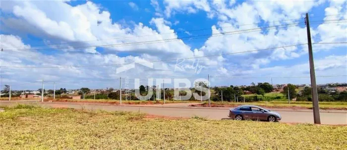 Lote à venda no Residencial Acrópole 200m² | Excelente localização