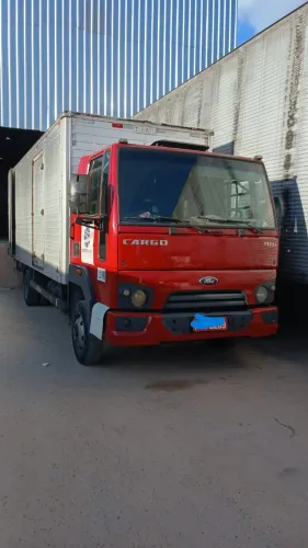 VENDO FORD CARGO 816s 2014 EM ÓTIMO ESTADO DE CONSERVAÇÃO