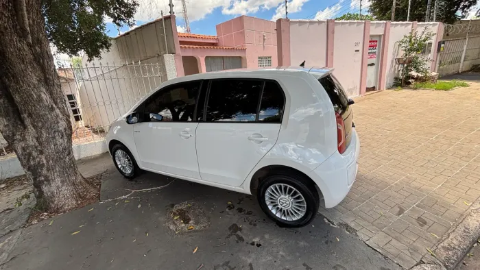 Volkswagen Up! Move 1.0 TSI Total Flex 12V 5P 2017