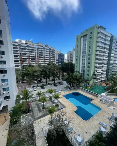 Apartamento para aluguel possui 98 metros quadrados com 3 quartos