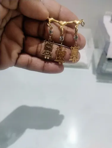 Um brinco é um pingente