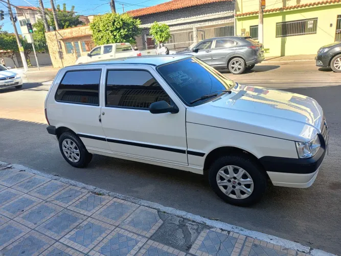 Fiat Uno Mille 1.0 Fire/ F.flex/ Economy 2P 2013