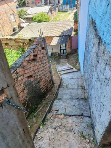 Vendo Casa com terreno