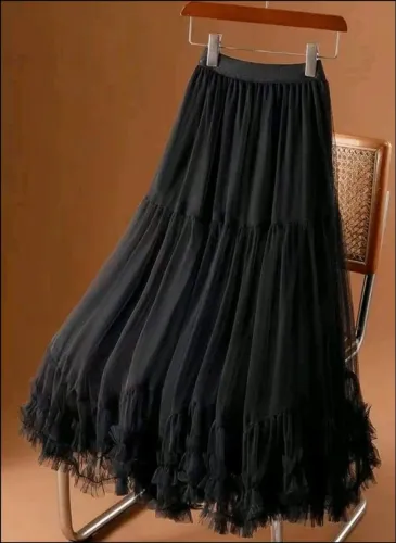 Saia em tule moda evangélica, veste do 40 ao 44. M/G.