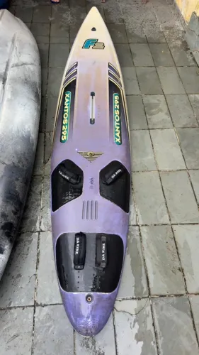 Prancha de windsurf F2 Xantos 295 - 127 Litros (COMPLETA)
