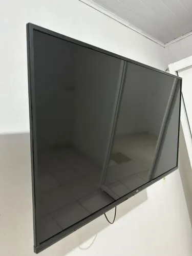 Tv semi nova 43 polegadas TCL