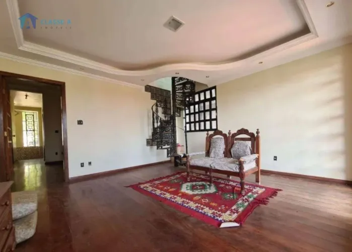 Casa com 4 Quartos à venda, 335m² - Caiçaras