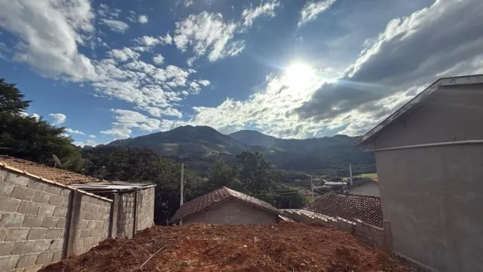 Oportunidade - Terreno em Sapucaí Mirim - MG (10 minutos de São Bento do Sapucaí)