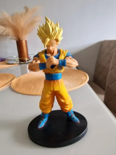 Goku SSJ2 resolution of soldiers original