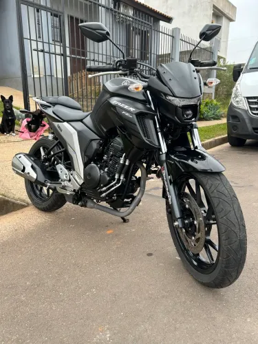 Vendo FAZER 250 integra