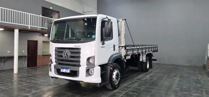 Vw 14.190 Robust Carroceria Madeira 7,20 Comp Ano 2023