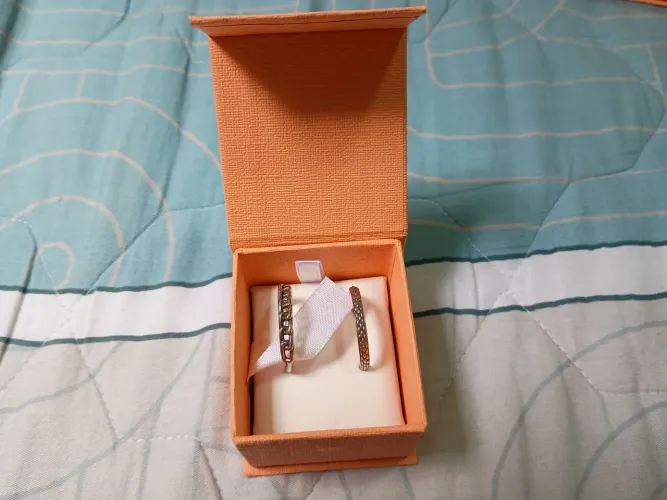 ANÉIS VIVARA A 75 REAIS CADA