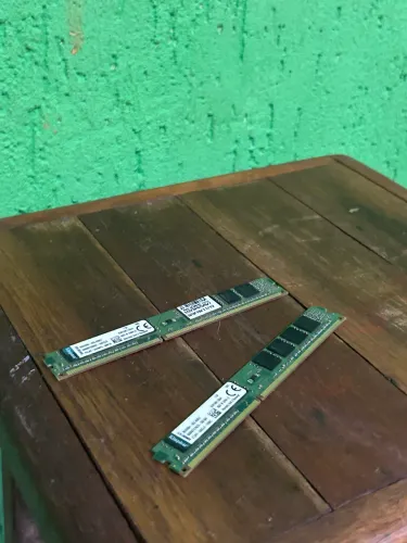 Par de memórias ram Kingston 4gb ddr3 1600mhz