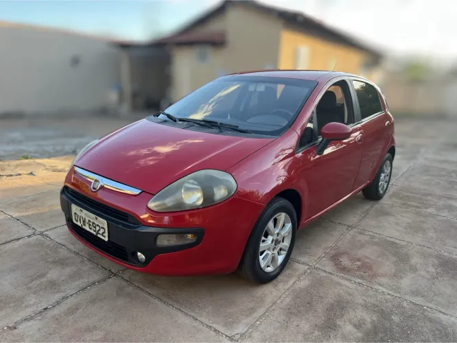 Fiat Punto Attractive 1.4 Fire Flex 8V 5P 2014