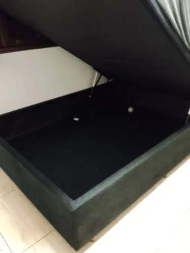 Vendo base baú de casal por 600 reais posso negociar