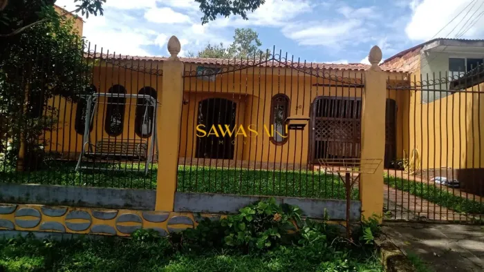 Casa à venda no bairro Uberaba - Curitiba/PR