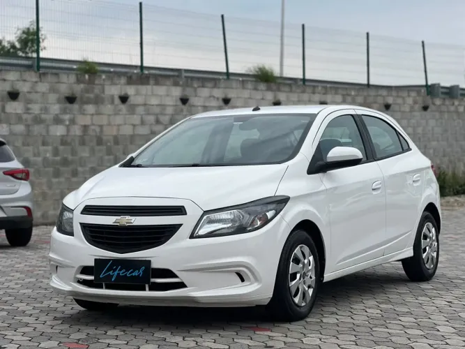 Chevrolet Onix JOY Hatch 1.0 8V Flex Mec. 4P 2019