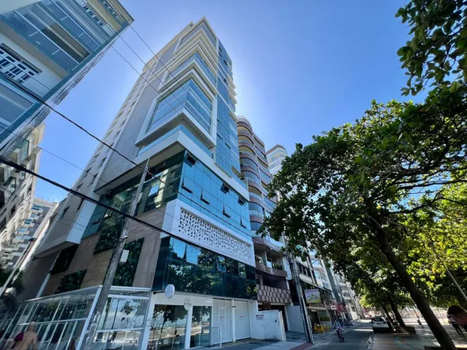 Locação anual: Edifício Rene Rabello com 3 quartos sendo 1 suíte, no Centro