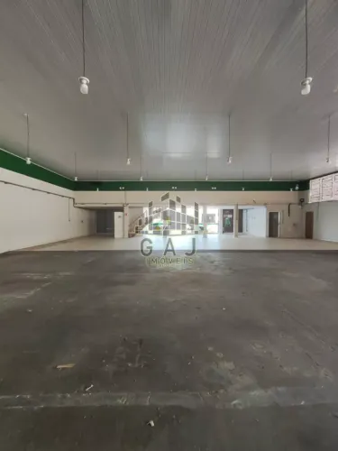 Salão industrial/comercial 800m² Lot. Industrial - SBO/SP