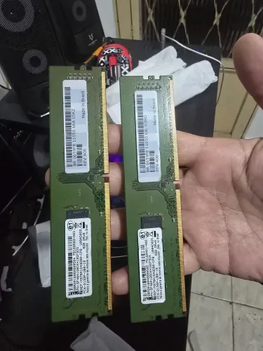 2 pentes de 8gb ddr4 2133mhz