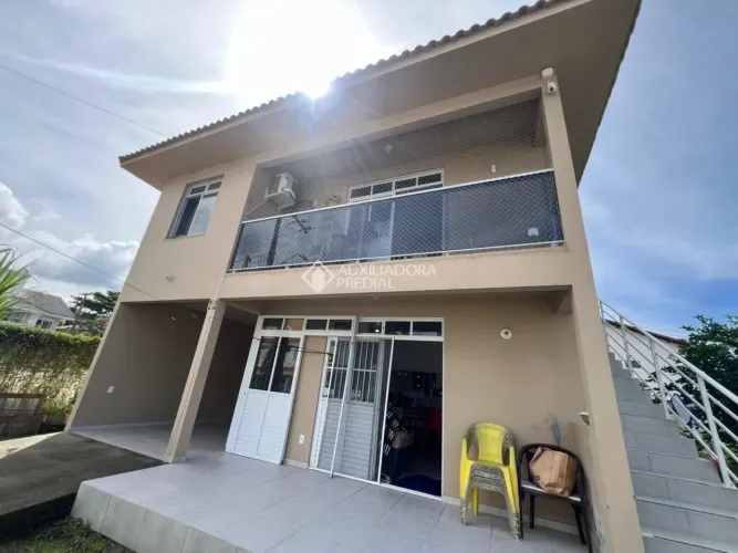 CASA 2 DORM BARRA DA LAGOA