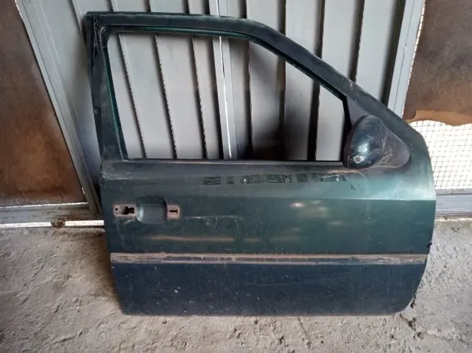 Porta Dianteira Lado Direito Gol Bolinha 4 Portas
