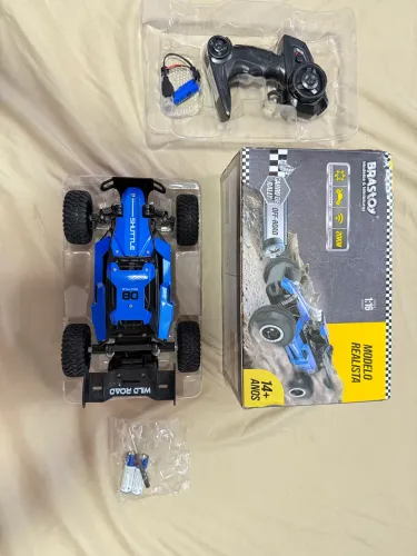 Carrinho de Controle Remoto Off-Road