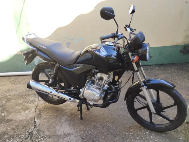 Honda CG 125 KS ano 2013