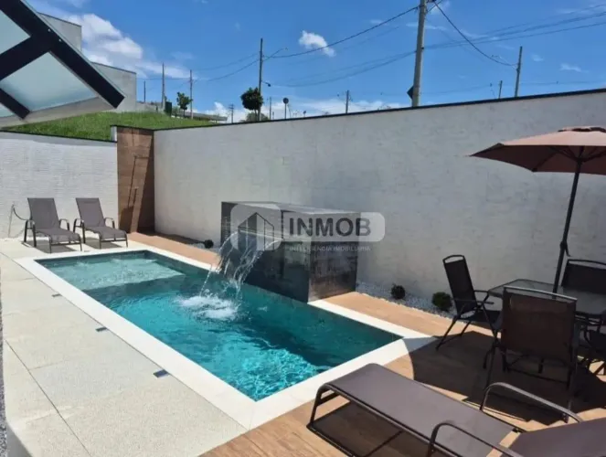 Casa em Condomínio à Venda em Taubaté, 3 Suítes, 260m²
