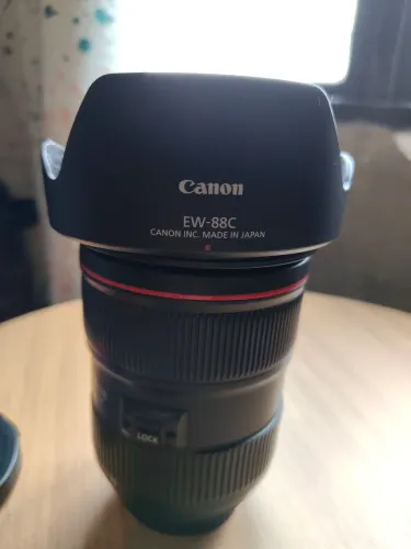 Canon 24-70 mm 2.8 série L II