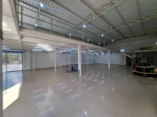 Galpão comercial de 661m² com 02 escritório para locação - Cravinhos