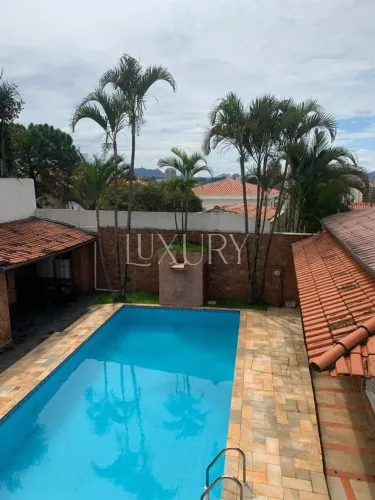 Casa á venda no Alto da Lapa com 4 Quartos | 2 Suítes | 8 Vagas | Quintal, Piscina e Área 