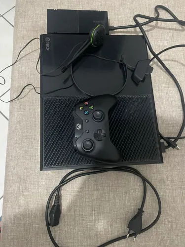Xbox One em perfeita condições