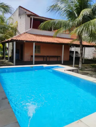 Casa na praia aluga para Eventos e finais de semana.