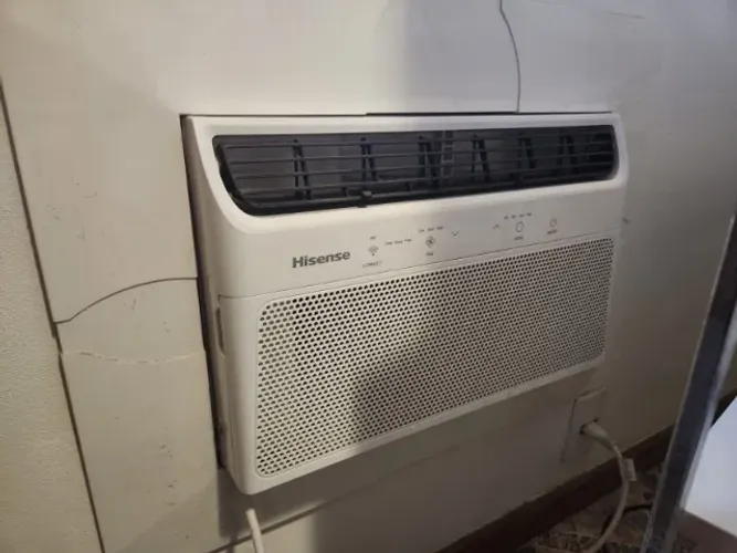 Ar Condicionado Janela Digital Hisense 8.500BTUs 110V
