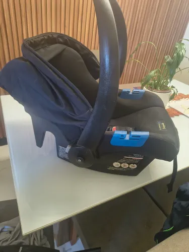 Bebê conforto Burigotto vendo ou troco por bicicleta aro 12