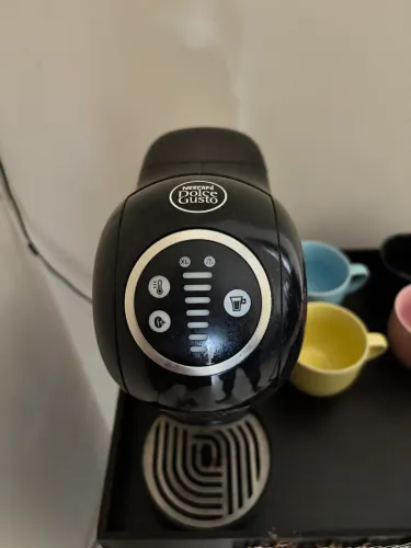Cafeteira Douce Gusto Genius S Plus
