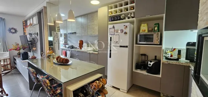 Apartamento para Venda em Canela, São José, 1 dormitório, 1 banheiro, 1 vaga