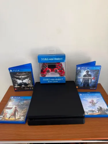 Playstation 4 slim impecável estado de zero