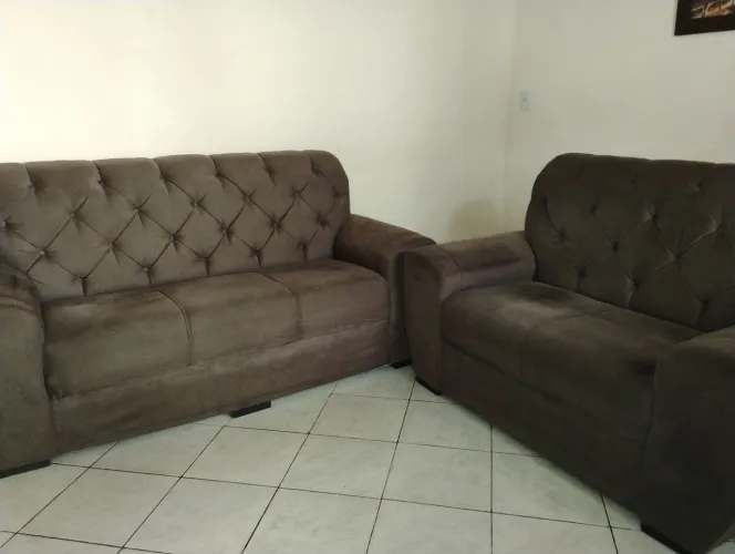 2 SOFÁS SEMINOVOS