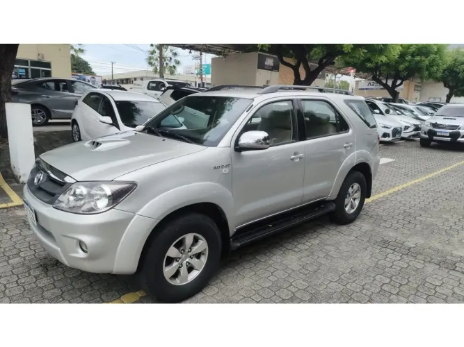 Toyota Hilux SW4 SRV D4-d 4X4 3.0 TDI Dies. AUT 2006