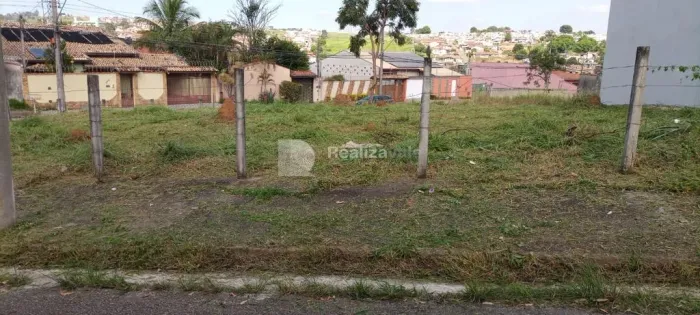 Terreno à venda em Taubaté, Campos Elíseos, com 425.5 m²